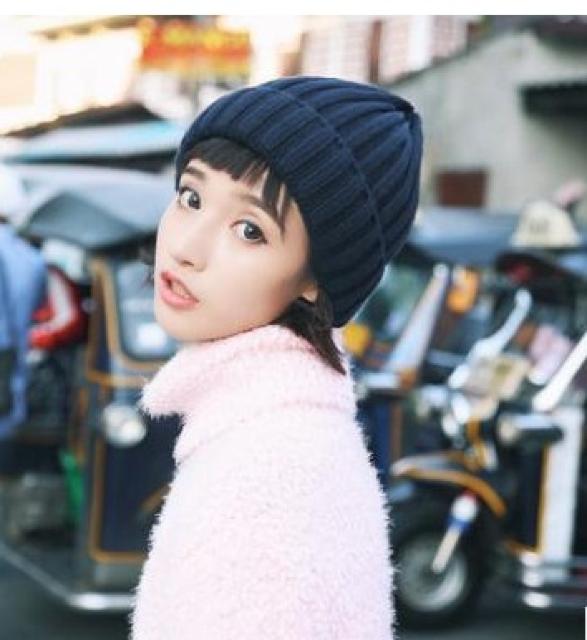 残り1点★衝撃390円セール★新作シンプル毛糸の帽子★ニット帽子ネイビー < 女性ファッション  残り1点★衝撃390円セール★新作シンプル毛糸の帽子★ニット帽子ネイビー  < 女性ファッションの