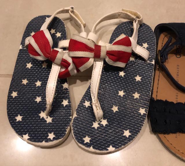 GAPギャップ☆女の子サンダル2点セット < ブランド  GAPギャップ☆女の子サンダル2点セット < ブランドの
