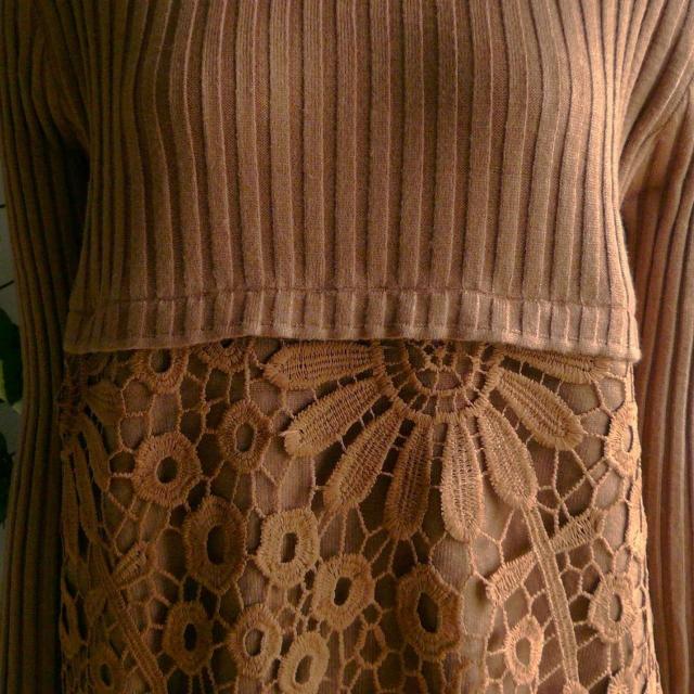 新品 9467 ML 花模様 クロシェ ニット チュニック ワンピース 秋 冬 ブラウン ボトルネック 長袖 リブニット < 女性ファッション 新品 9467 ML 花模様 クロシェ ニット チュニック ワンピース 秋 冬 ブラウン ボトルネック 長袖 リブニット < 女性ファッションの