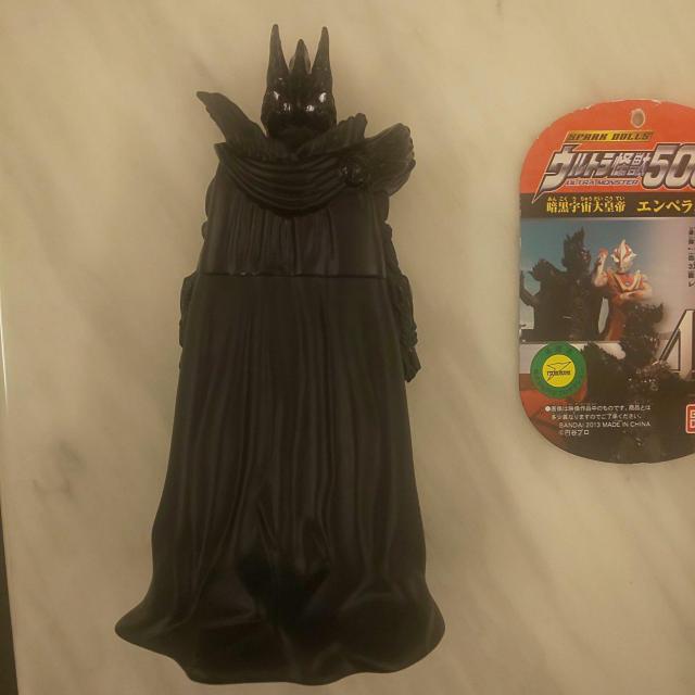 ウルトラ怪獣500 エンペラ星人 ライブサイン付 < ホビー  ウルトラ怪獣500 エンペラ星人 ライブサイン付 < ホビーの