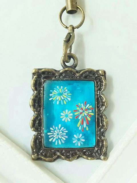 レジン  ハンドメイド  ストラップ  花火 < 女性ファッション  レジン  ハンドメイド  ストラップ  花火 < 女性ファッションの