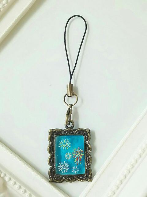 レジン  ハンドメイド  ストラップ  花火 < 女性ファッション  レジン  ハンドメイド  ストラップ  花火 < 女性ファッションの