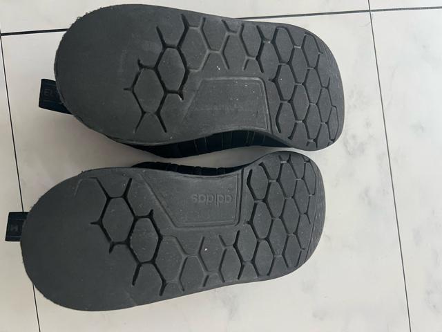 adidasアディダスキッズシューズ★19cm < ブランド  adidasアディダスキッズシューズ★19cm < ブランドの