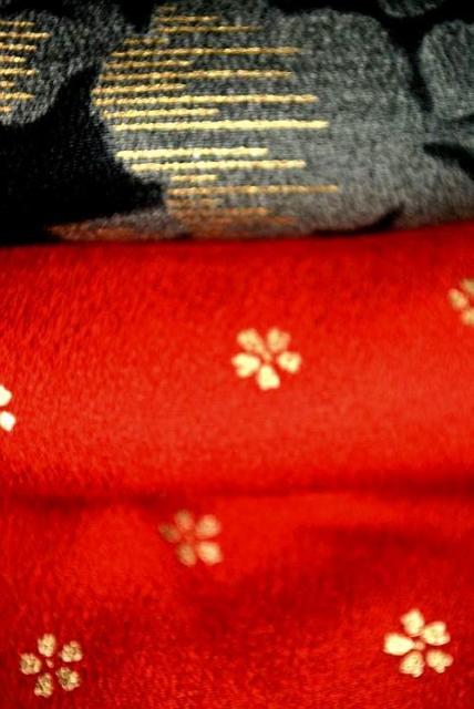 【最高級】新品同様 暈し染め 金彩 桜 草花文 印象的な振袖 身丈159cm 裄丈67.5cm T3374 < 女性ファッション  【最高級】新品同様 暈し染め 金彩 桜 草花文 印象的な振袖 身丈159cm 裄丈67.5cm T3374 < 女性ファッションの