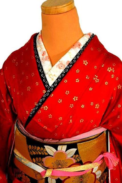 【最高級】新品同様 暈し染め 金彩 桜 草花文 印象的な振袖 身丈159cm 裄丈67.5cm T3374 < 女性ファッション  【最高級】新品同様 暈し染め 金彩 桜 草花文 印象的な振袖 身丈159cm 裄丈67.5cm T3374 < 女性ファッションの