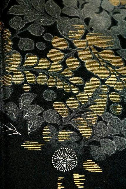 【最高級】新品同様 暈し染め 金彩 桜 草花文 印象的な振袖 身丈159cm 裄丈67.5cm T3374 < 女性ファッション  【最高級】新品同様 暈し染め 金彩 桜 草花文 印象的な振袖 身丈159cm 裄丈67.5cm T3374 < 女性ファッションの