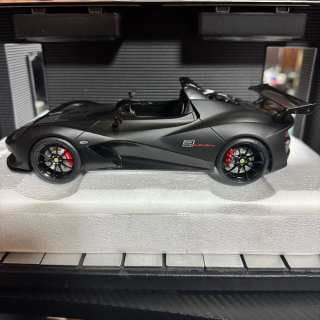 未展示品 オートアート1/18 Lotus 3-Eleven マットブラック < ホビー  未展示品 オートアート1/18 Lotus 3-Eleven マットブラック < ホビーの