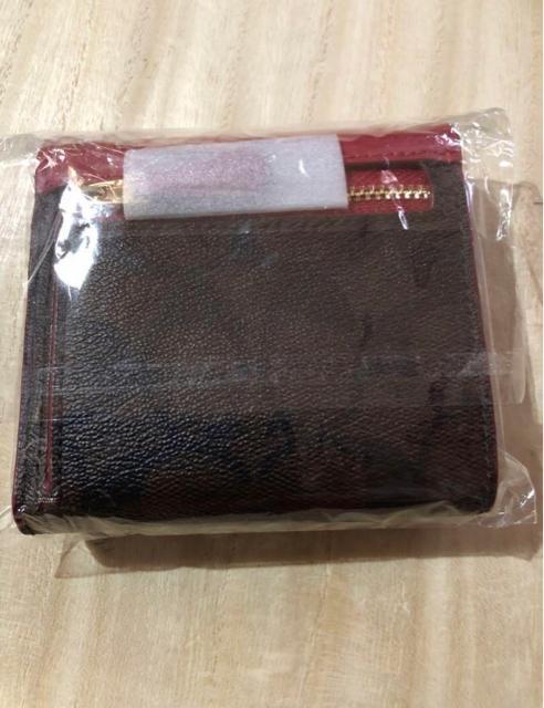 【新品 箱有 正規品】COACH コーチ 三つ折り財布 F87589 < ブランド  【新品 箱有 正規品】COACH コーチ 三つ折り財布 F87589 < ブランドの