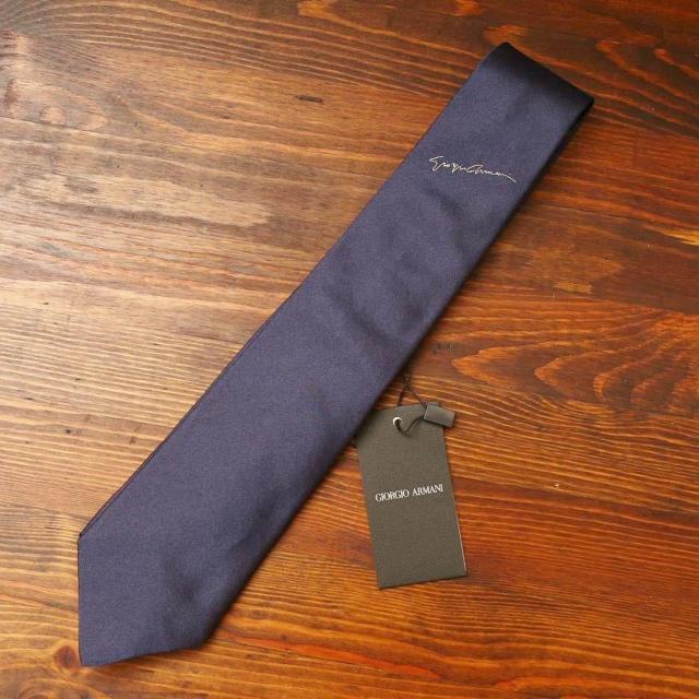 Vi GIORGIO ARMANI lN^C 