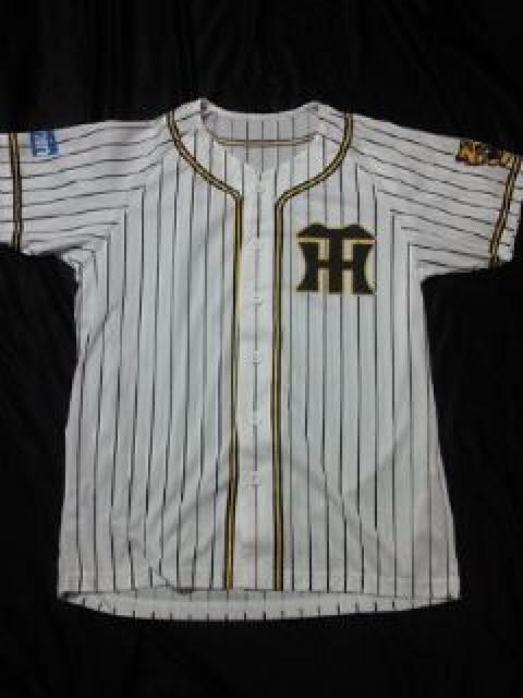 プロ野球 阪神タイガース ファンクラブ 限定 ミズノ ユニフォーム ホワイト フリーサイズ < レジャー/スポーツ  プロ野球 阪神タイガース ファンクラブ 限定 ミズノ ユニフォーム ホワイト フリーサイズ < レジャー/スポーツの