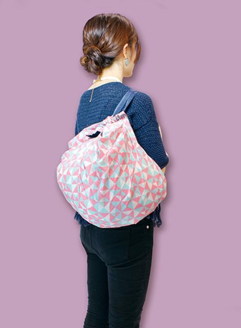 コンパクトバッグ M トライアングル < 女性ファッション  コンパクトバッグ M トライアングル < 女性ファッションの