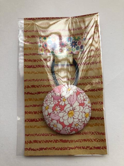 ハンドメイド ヘアゴム 特大 くるみボタン コットン 小花 < 女性ファッション  ハンドメイド ヘアゴム 特大 くるみボタン コットン 小花 < 女性ファッションの