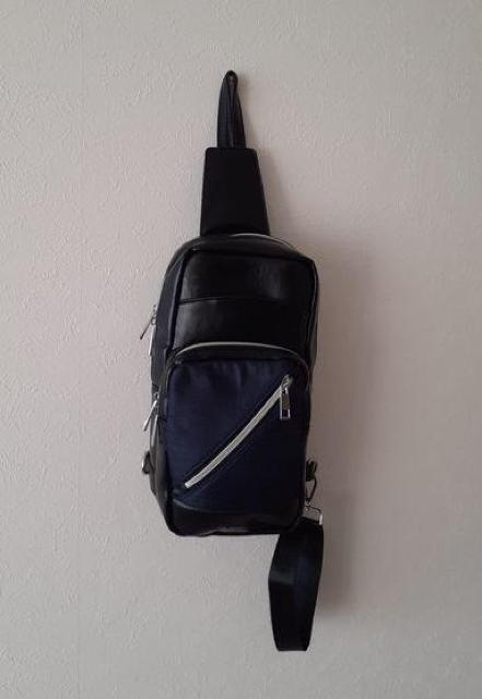 cresta クレスタ◆ブラック×ネイビー 2トーン ボディバッグ ユニセックス < 男性ファッション  cresta クレスタ◆ブラック×ネイビー 2トーン ボディバッグ ユニセックス < 男性ファッションの