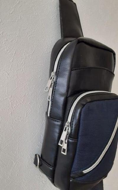 cresta クレスタ◆ブラック×ネイビー 2トーン ボディバッグ ユニセックス < 男性ファッション  cresta クレスタ◆ブラック×ネイビー 2トーン ボディバッグ ユニセックス < 男性ファッションの