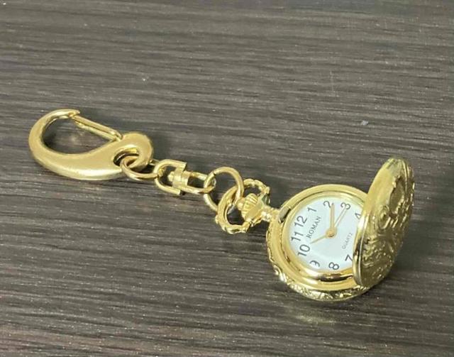 「1,600円スタート」!「デットストック」のスイス製「ロマンポケットウオッチ」 < 女性アクセサリー/時計  「1,600円スタート」!「デットストック」のスイス製「ロマンポケットウオッチ」 < 女性アクセサリー/時計の