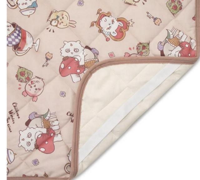 ちいかわ 敷きパッド < アニメ/コミック/キャラクター  ちいかわ 敷きパッド < アニメ/コミック/キャラクターの