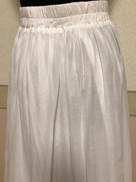 コットン フレアーふんわりスカート 白ウエストゴム < 女性ファッション  コットン フレアーふんわりスカート 白ウエストゴム < 女性ファッションの