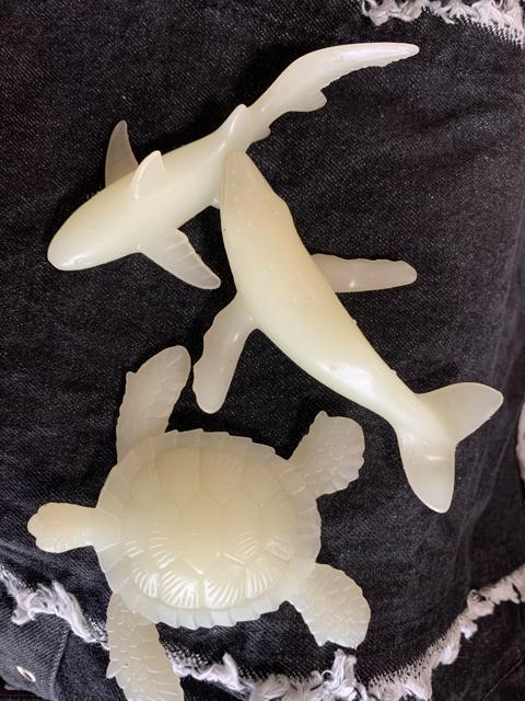 光るおもちゃ 亀クジラ、サメ、イルカ3個 送料無料 < おもちゃ  光るおもちゃ 亀クジラ、サメ、イルカ3個 送料無料 < おもちゃの