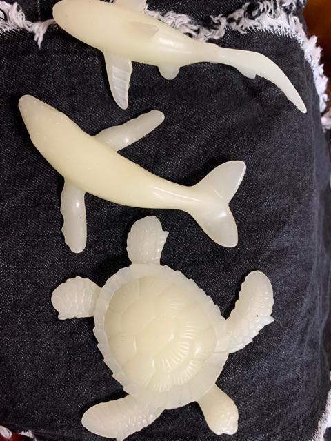 光るおもちゃ 亀クジラ、サメ、イルカ3個 送料無料 < おもちゃ  光るおもちゃ 亀クジラ、サメ、イルカ3個 送料無料 < おもちゃの