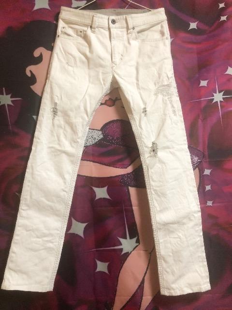 Diesel オフホワイトデニム。 < 男性ファッション Diesel オフホワイトデニム。 < 男性ファッションの