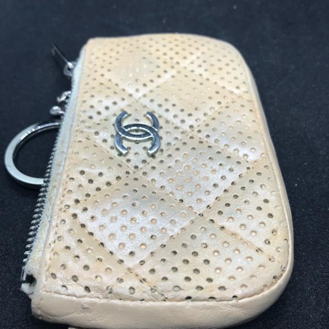 レア 正規品 シャネル マトラッセ キーケース コイン カード ベージュ系 < ブランド レア 正規品 シャネル マトラッセ キーケース コイン カード ベージュ系 < ブランドの