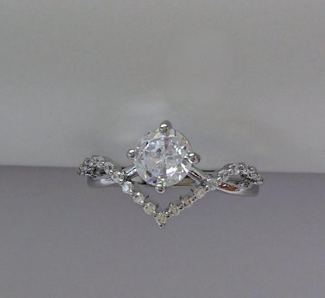 CZ キュービックジルコニア 1カラット プラチナコーティングジュエリー フリーサイズ リング 〜16号 < 女性アクセサリー/時計 CZ キュービックジルコニア 1カラット プラチナコーティングジュエリー フリーサイズ リング 〜16号 < 女性アクセサリー/時計の