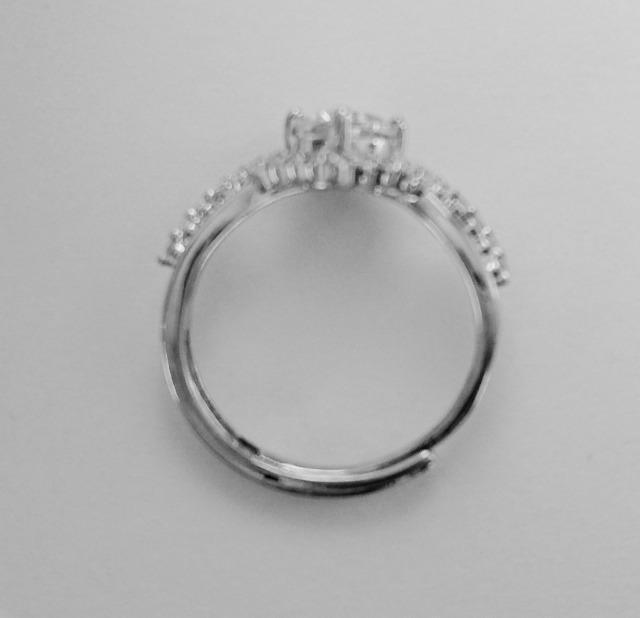 CZ キュービックジルコニア 1カラット プラチナコーティングジュエリー フリーサイズ リング 〜16号 < 女性アクセサリー/時計 CZ キュービックジルコニア 1カラット プラチナコーティングジュエリー フリーサイズ リング 〜16号 < 女性アクセサリー/時計の