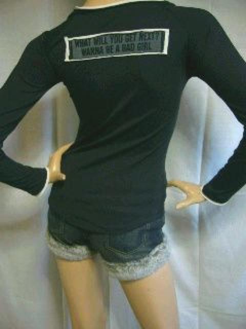 セクシー♪パクプリ袖 ゴールド釦 唇.リップ ロンT < 女性ファッション セクシー♪パクプリ袖 ゴールド釦 唇.リップ ロンT < 女性ファッションの