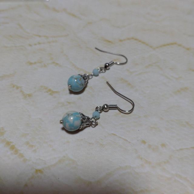 8ミリ練りトルコ石ビーズピアス < 女性アクセサリー/時計 8ミリ練りトルコ石ビーズピアス < 女性アクセサリー/時計の