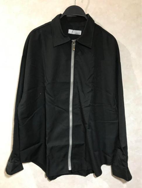 新品タグ付き UNIITジップシャツ  オーバーサイズ ジップアップ M < 男性ファッション  新品タグ付き UNIITジップシャツ  オーバーサイズ ジップアップ M < 男性ファッションの