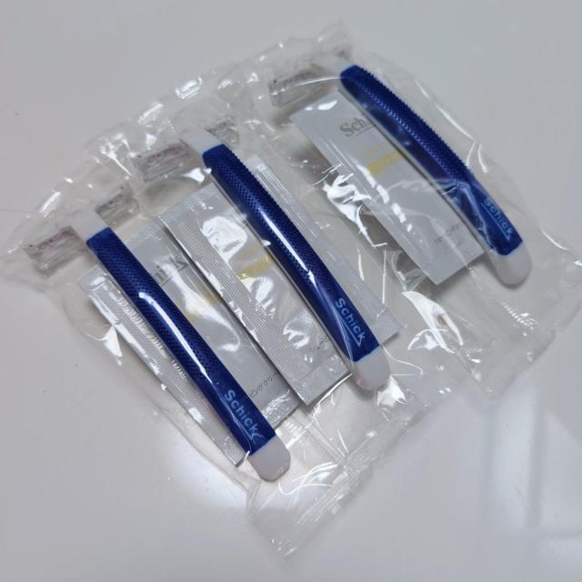 Schick 髭剃り カミソリ 新品未開封 10個セット < 香水/コスメ/ネイル Schick 髭剃り カミソリ 新品未開封 10個セット < 香水/コスメ/ネイルの