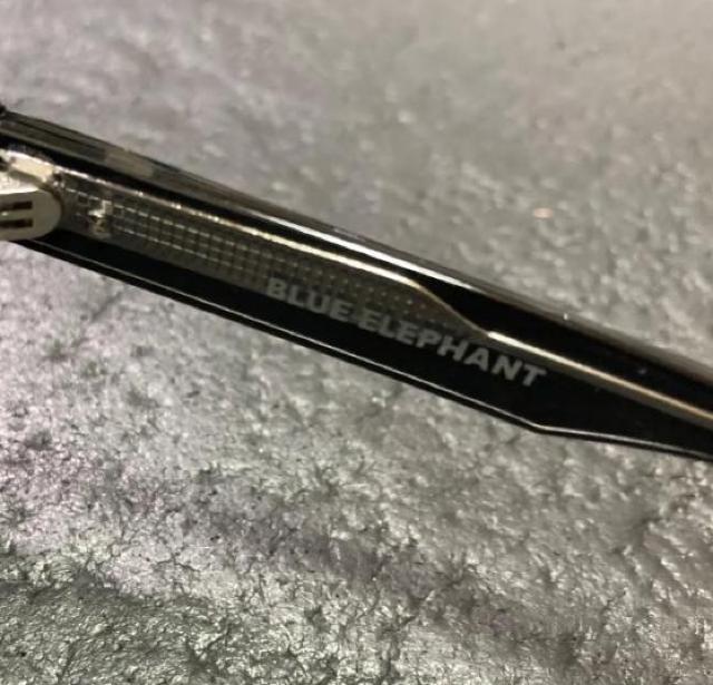 【新品】【韓国現地購入】BLUE ELEPHANT ブルーエレファント サングラス ※03854 DAZE black < 女性ファッション 【新品】【韓国現地購入】BLUE ELEPHANT ブルーエレファント サングラス ※03854 DAZE black < 女性ファッションの