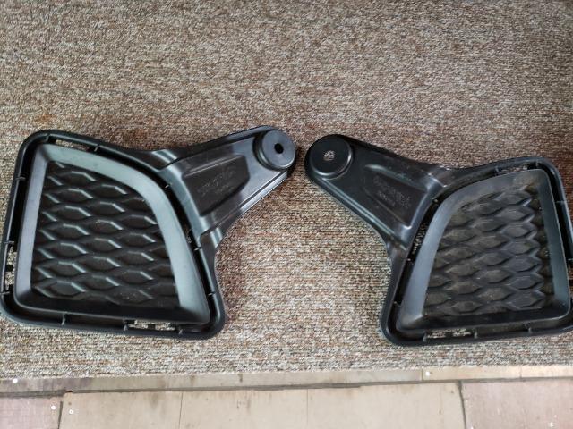 3型ハイエース純正フォグカバー < 自動車/バイク 3型ハイエース純正フォグカバー < 自動車/バイク