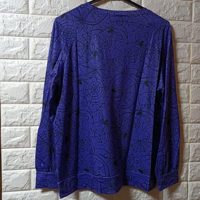 EMERY ROSE★新品★蜘蛛の巣とスパイダープリントカットソー < 女性ファッション  EMERY ROSE★新品★蜘蛛の巣とスパイダープリントカットソー < 女性ファッションの