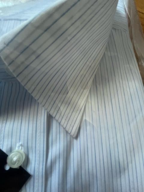 3Lサイズ!高貴紳士的!形態安定!白×淡い水色×淡いグレー系色合い!ストライプ!防汚加工!長袖レギュラーワイシャツ!新品! < 男性ファッション  3Lサイズ!高貴紳士的!形態安定!白×淡い水色×淡いグレー系色合い!ストライプ!防汚加工!長袖レギュラーワイシャツ!新品! < 男性ファッションの