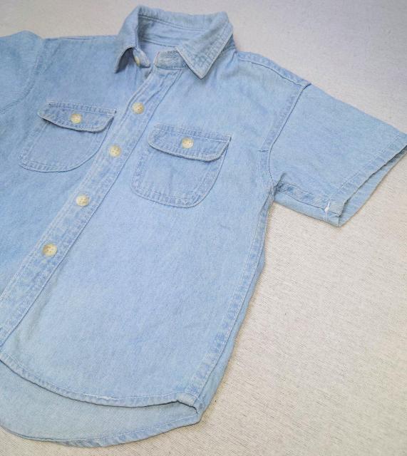 美品★半袖シャツ★子供服★95サイズ★デニムシャツ★キッズ★可愛い★男女兼用★ディズニー子供服★夏服★ヴィンテージ★送料無料 < キッズ/ベビー 美品★半袖シャツ★子供服★95サイズ★デニムシャツ★キッズ★可愛い★男女兼用★ディズニー子供服★夏服★ヴィンテージ★送料無料 < キッズ/ベビーの