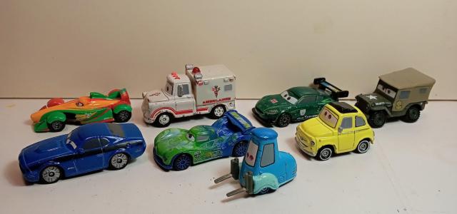 トミカディズニーカーズ8台 < ホビー トミカディズニーカーズ8台 < ホビーの