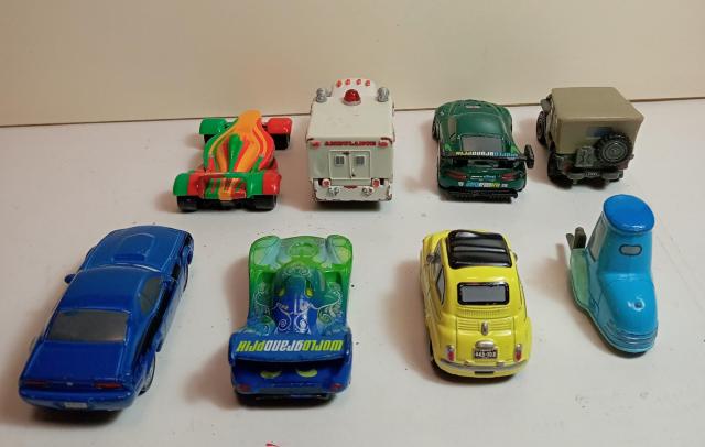 トミカディズニーカーズ8台 < ホビー トミカディズニーカーズ8台 < ホビーの
