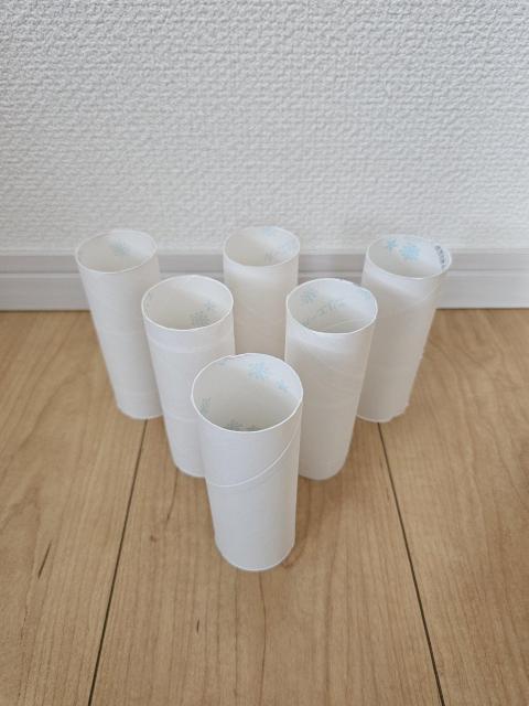 トイレットペーパーの芯(白×6本) < インテリア/ライフ トイレットペーパーの芯(白×6本) < インテリア/ライフの