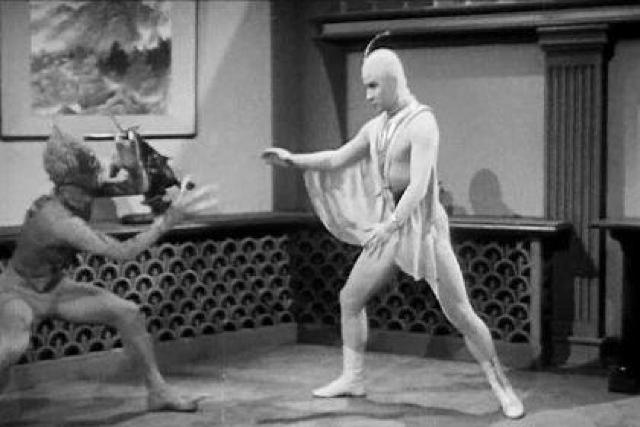 VHS☆B大空を飛ぶ無敵の超人『スーパージャイアンツ』第3部 宇津井建 < CD/DVD/ビデオ VHS☆B大空を飛ぶ無敵の超人『スーパージャイアンツ』第3部 宇津井建 < CD/DVD/ビデオの