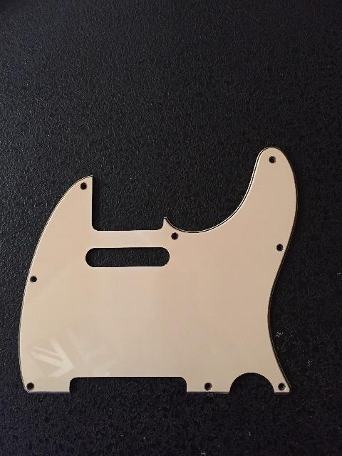 Fender telecaster フェンダー TL-62Bピックガード Aシリアル < ホビー  Fender telecaster フェンダー TL-62Bピックガード Aシリアル  < ホビーの