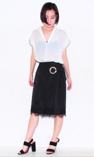 グレーサテンフラワーレース白リボン巻きスカートラップスカート < ブランド グレーサテンフラワーレース白リボン巻きスカートラップスカート < ブランドの