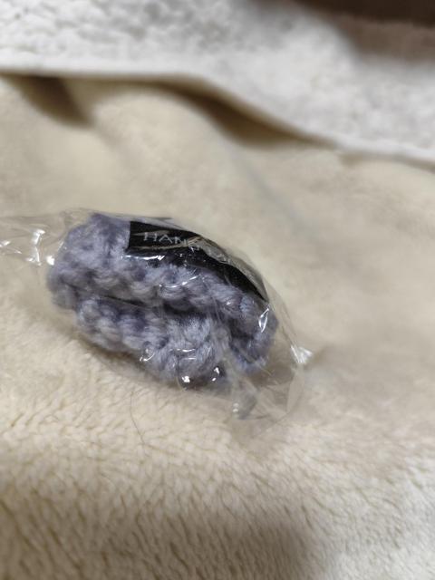 ニット帽のヘアクリップ グレー < 女性アクセサリー/時計 ニット帽のヘアクリップ グレー < 女性アクセサリー/時計の