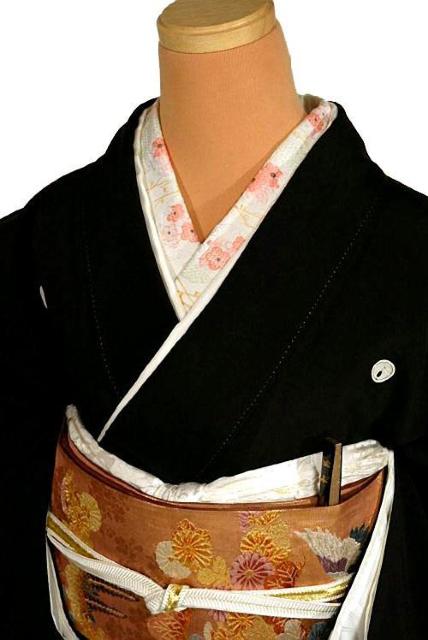 黒留袖 最高峰 新品同様 染繍美術 大彦 金彩 シシュウ 比翼付 身丈157.5cm 裄61.5cm クリーニング済 T3644 < 女性ファッション  黒留袖 最高峰 新品同様 染繍美術 大彦 金彩 シシュウ 比翼付 身丈157.5cm 裄61.5cm クリーニング済 T3644 < 女性ファッションの