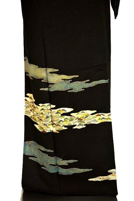 黒留袖 最高峰 新品同様 染繍美術 大彦 金彩 シシュウ 比翼付 身丈157.5cm 裄61.5cm クリーニング済 T3644 < 女性ファッション  黒留袖 最高峰 新品同様 染繍美術 大彦 金彩 シシュウ 比翼付 身丈157.5cm 裄61.5cm クリーニング済 T3644 < 女性ファッションの