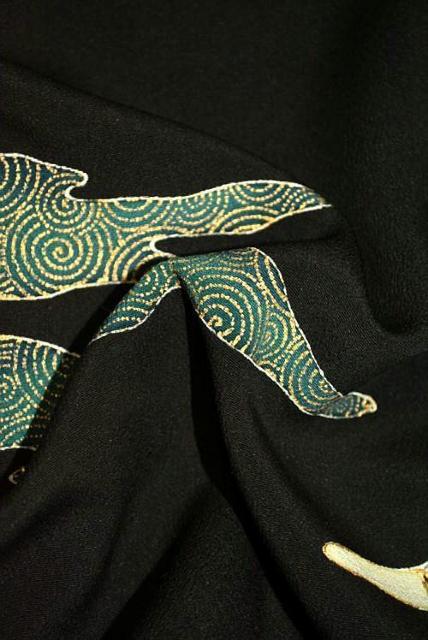 黒留袖 最高峰 新品同様 染繍美術 大彦 金彩 シシュウ 比翼付 身丈157.5cm 裄61.5cm クリーニング済 T3644 < 女性ファッション  黒留袖 最高峰 新品同様 染繍美術 大彦 金彩 シシュウ 比翼付 身丈157.5cm 裄61.5cm クリーニング済 T3644 < 女性ファッションの