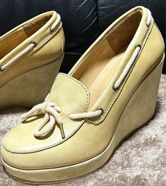 新品 近い 美品 A.P.C アーペーセー 定価6万円程 レザー 革 ウェッジソール 厚底 パンプス 38(24cm)海外ブランド < 女性ファッション 新品 近い 美品 A.P.C アーペーセー 定価6万円程 レザー 革 ウェッジソール 厚底 パンプス 38(24cm)海外ブランド < 女性ファッションの