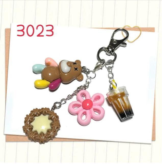 3023 茶色のクマとスイーツのチャームセット 取り外し可能 ハンドメイド キーホルダー < 女性ファッション 3023 茶色のクマとスイーツのチャームセット 取り外し可能 ハンドメイド キーホルダー < 女性ファッションの