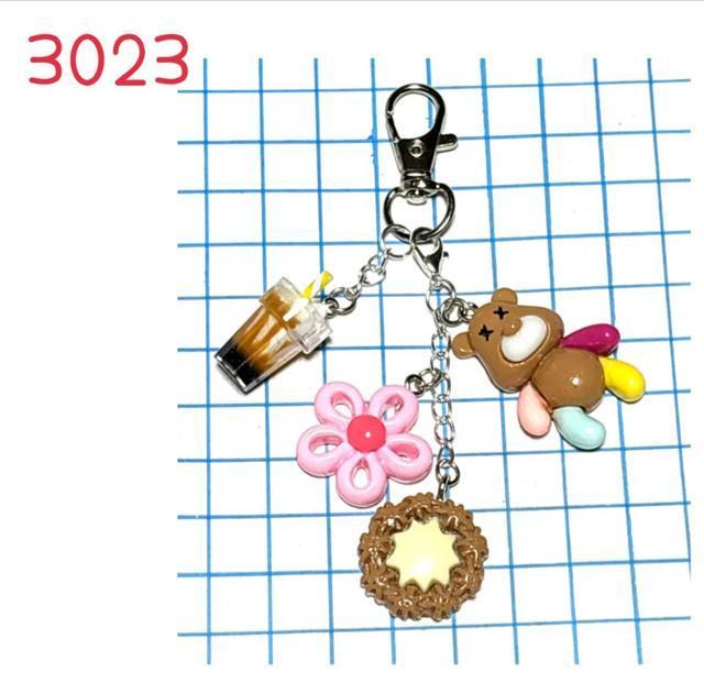 3023 茶色のクマとスイーツのチャームセット 取り外し可能 ハンドメイド キーホルダー < 女性ファッション 3023 茶色のクマとスイーツのチャームセット 取り外し可能 ハンドメイド キーホルダー < 女性ファッションの