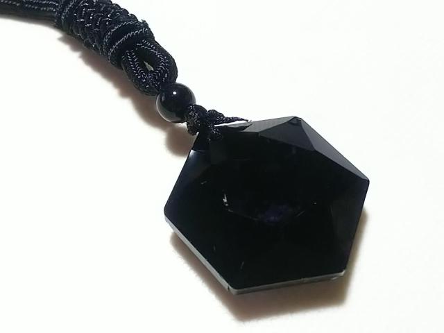 天然石★オニキス 六芒星(ダビデの星) ネックレス < 女性アクセサリー/時計 天然石★オニキス 六芒星(ダビデの星) ネックレス < 女性アクセサリー/時計の